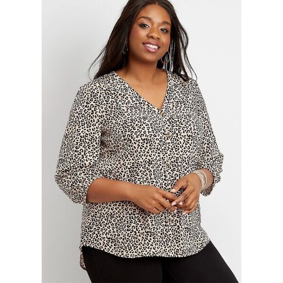 Maurices women’s animal print button front flowy v neck blouse sz 1 exotic edgy - Picture 1 of 5